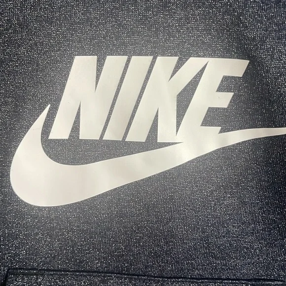 Nike girls high low sweater super soft glittery hoodie 
Size 5, 6, 6x - Picture 5 of 12